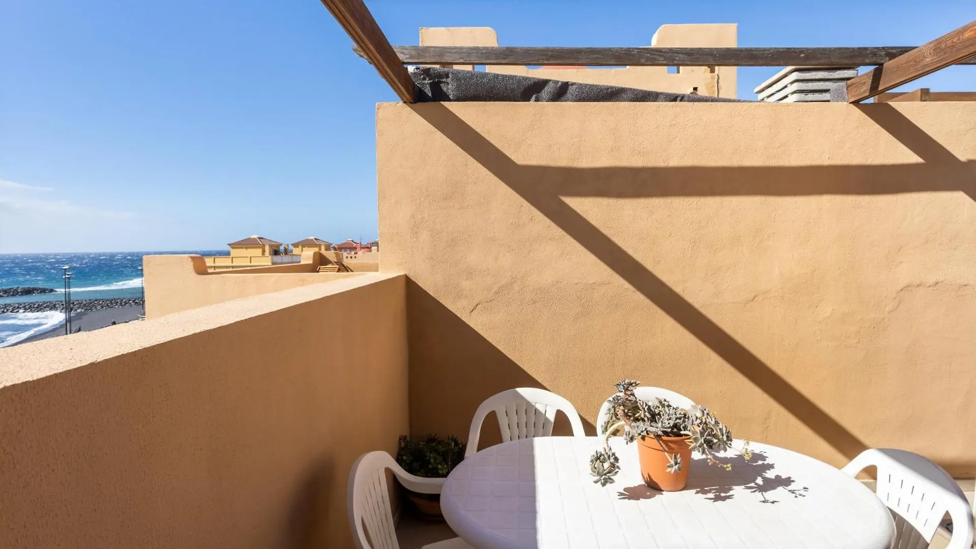 Home2Book Cozy Sea Views Apt Puertito De Gueimar Puertito de Guimar